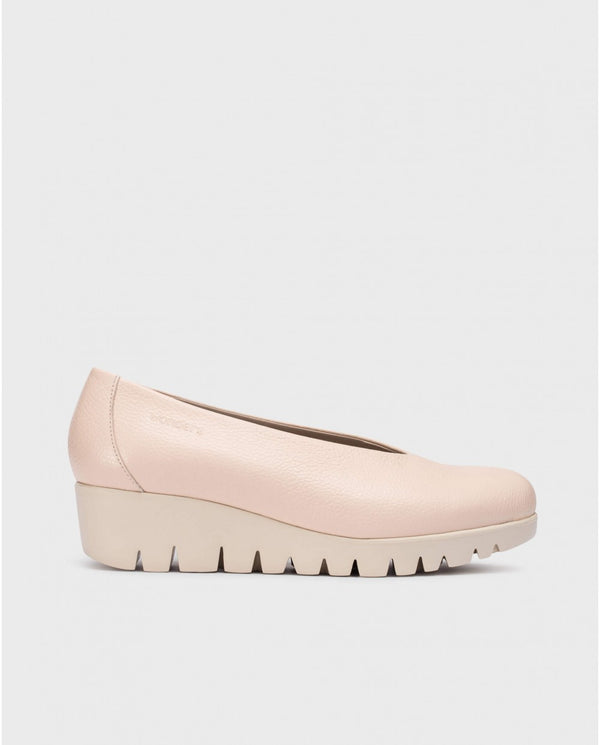 Nude FLY Shoe