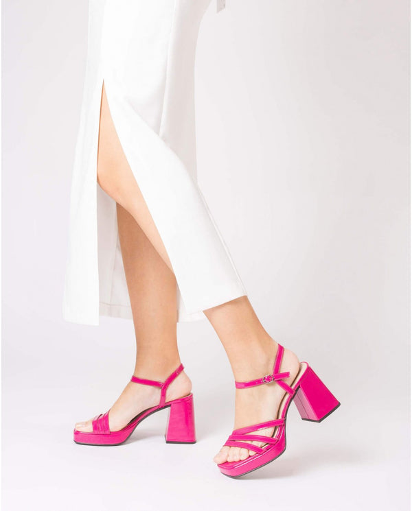 Fuchsia Love sandal
