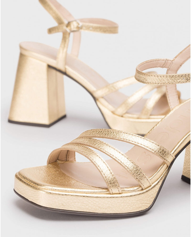 Platinum Love sandal