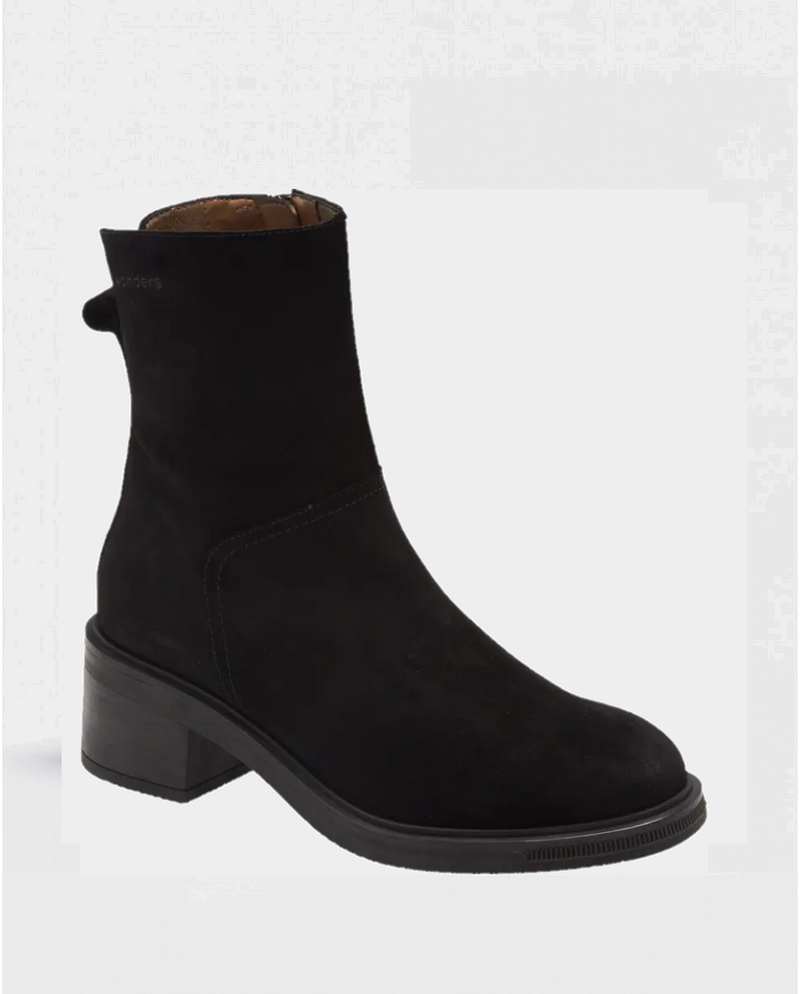 WATERPROOF IKU BLACK Ankle boot