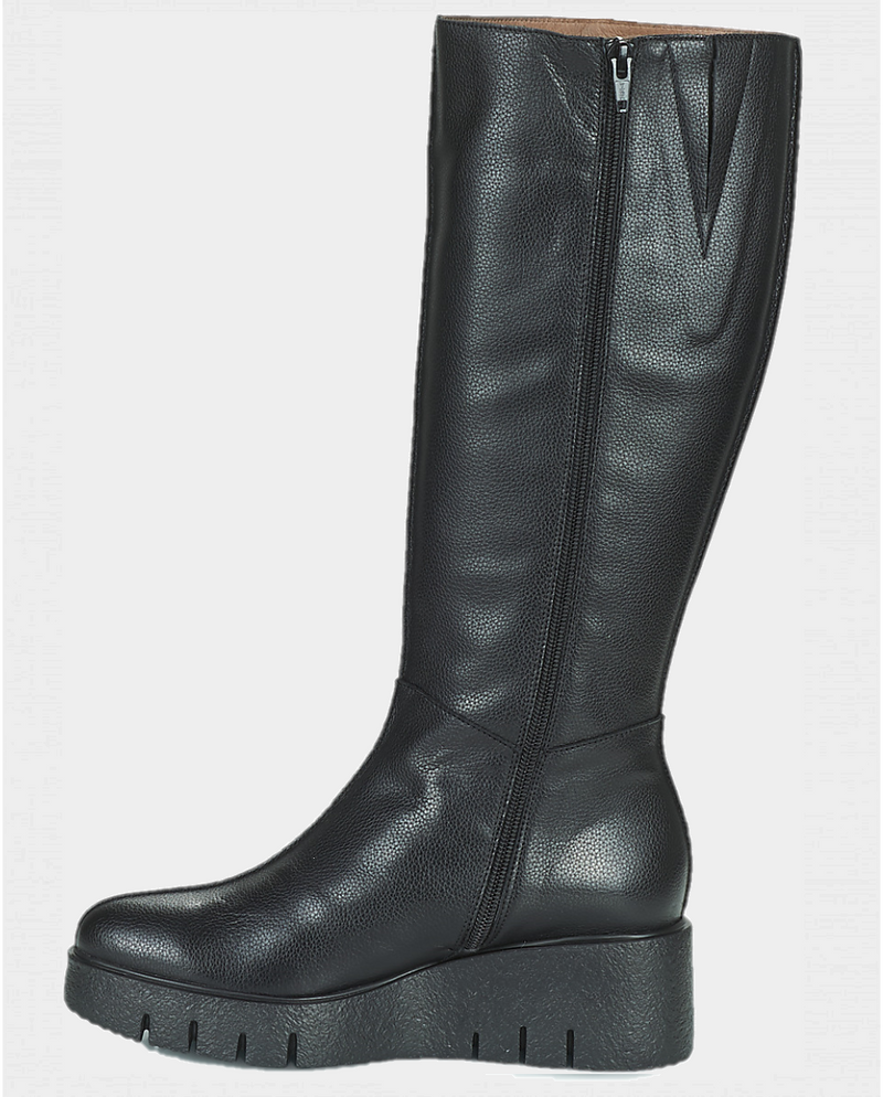 Black Wedge boot