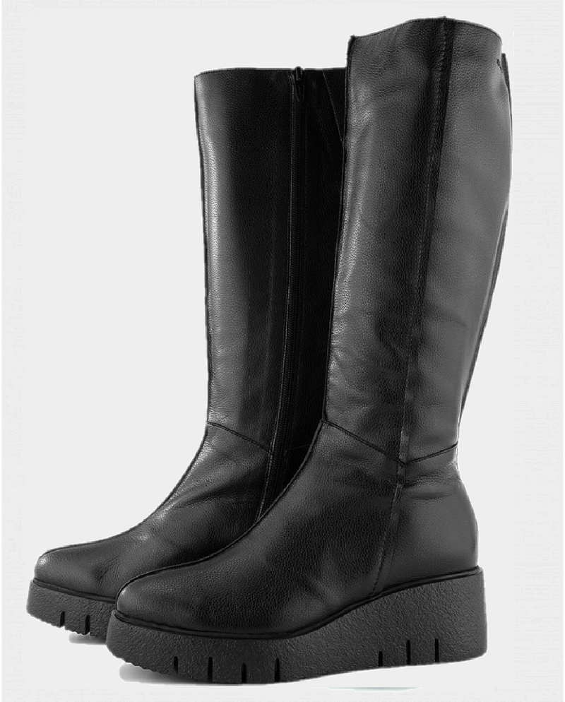 Black Wedge boot