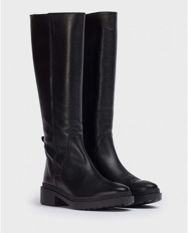 Black Roco boot